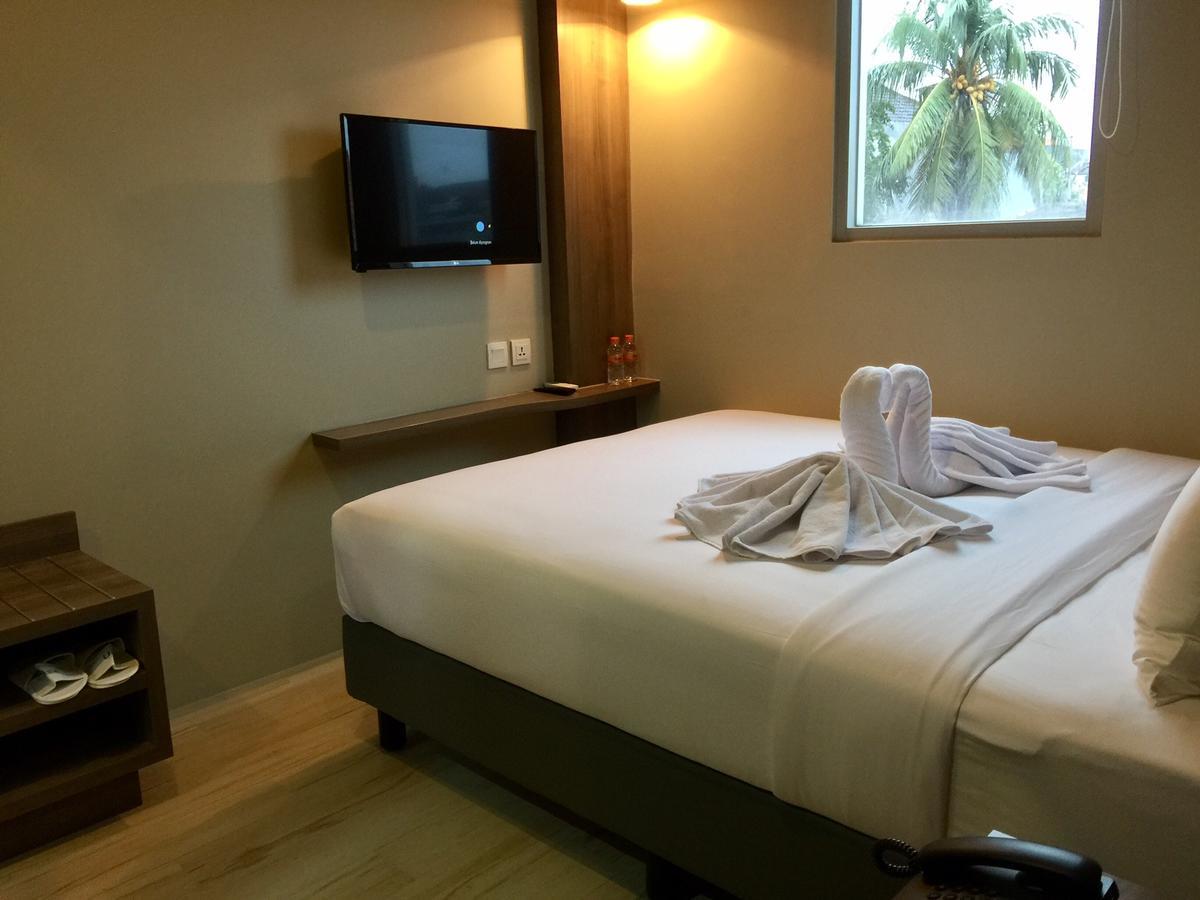 U Stay Hotel Tebet Jakarta Bagian luar foto